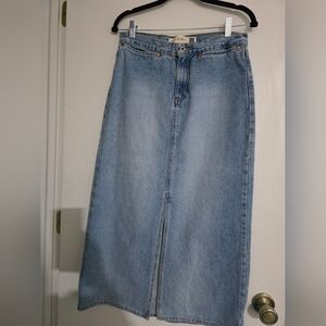 GAP Women's Dark Blue Denim Jeans with Orange Stitching